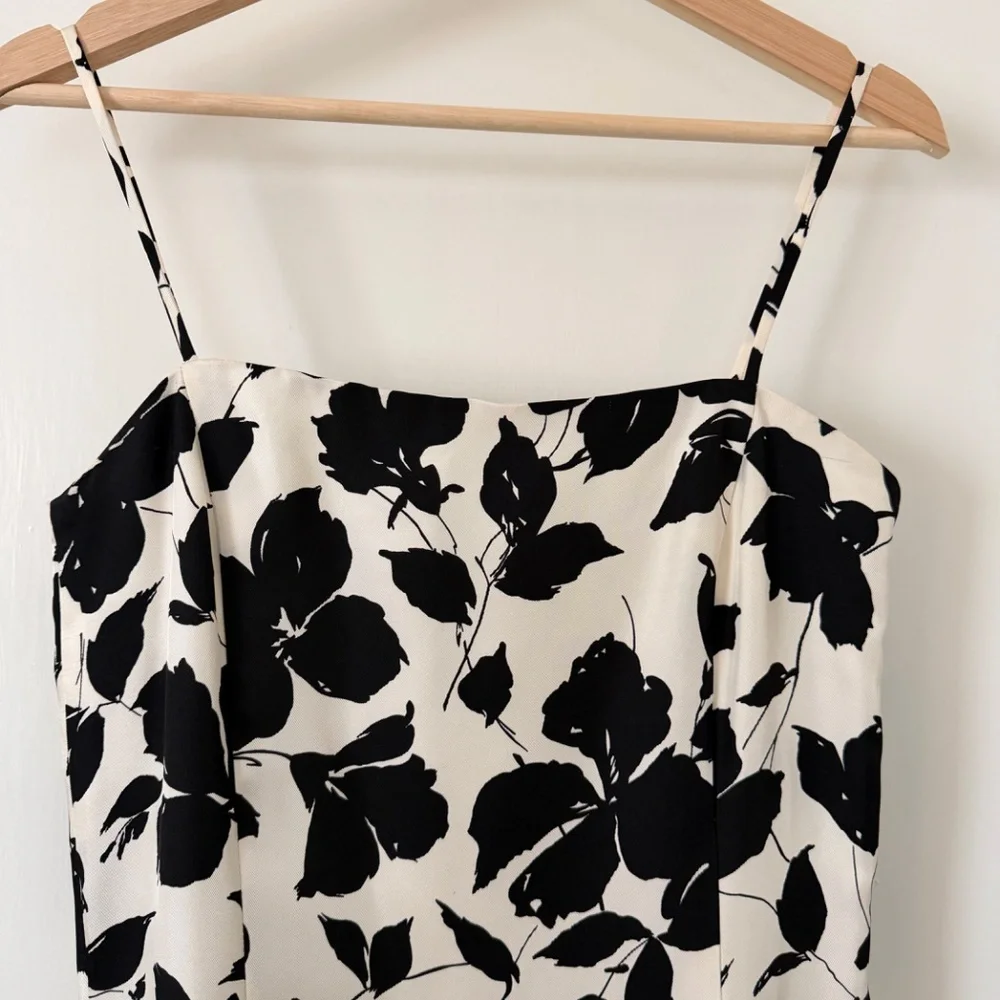 Ann Taylor Black and White Floral 100% Silk Shiftdress Size 4?: Preppy, Abstract - Picture 4 of 10